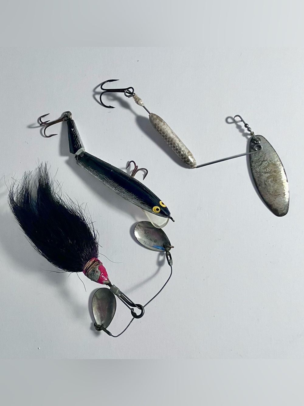 3 Vintage FISHING LURES / Rooster Tail / JOINTED MINNOW / Bucktail Twin Spinner